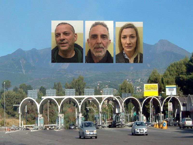 Antidroga sulla A18: trasportavano cocaina per un valore di 800 mila euro Antidroga sulla A18: trasportavano cocaina per un valore di 800 mila euro