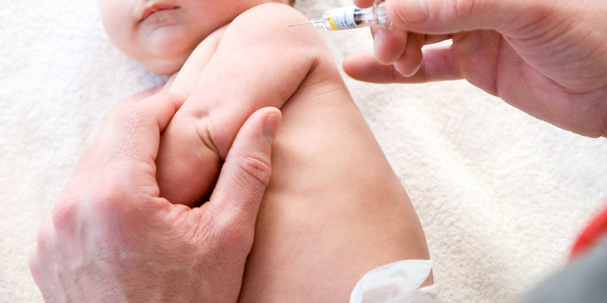 L’epidemia è alle porte, morbillo in aumento del 230% rispetto allo scorso anno: “Copertura vaccinale insufficiente”