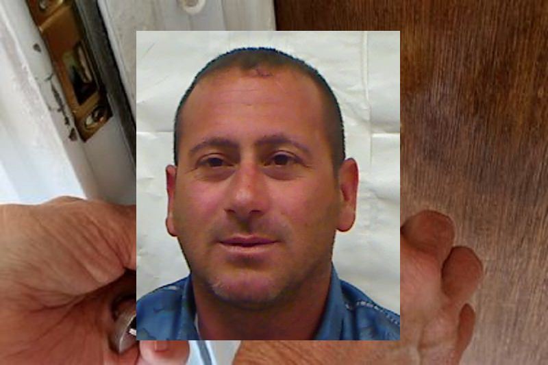 Commissiona a dei “professionisti” il furto in casa della ex moglie. Nei guai un medico catanese Commissiona a dei “professionisti” il furto in casa della ex moglie. Nei guai un medico catanese