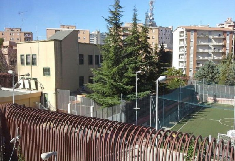 Perquisiscono la sua casa e trovano un fucile: nei guai ex direttrice del “Minorile” di Caltanissetta Perquisiscono la sua casa e trovano un fucile: nei guai ex direttrice del “Minorile” di Caltanissetta