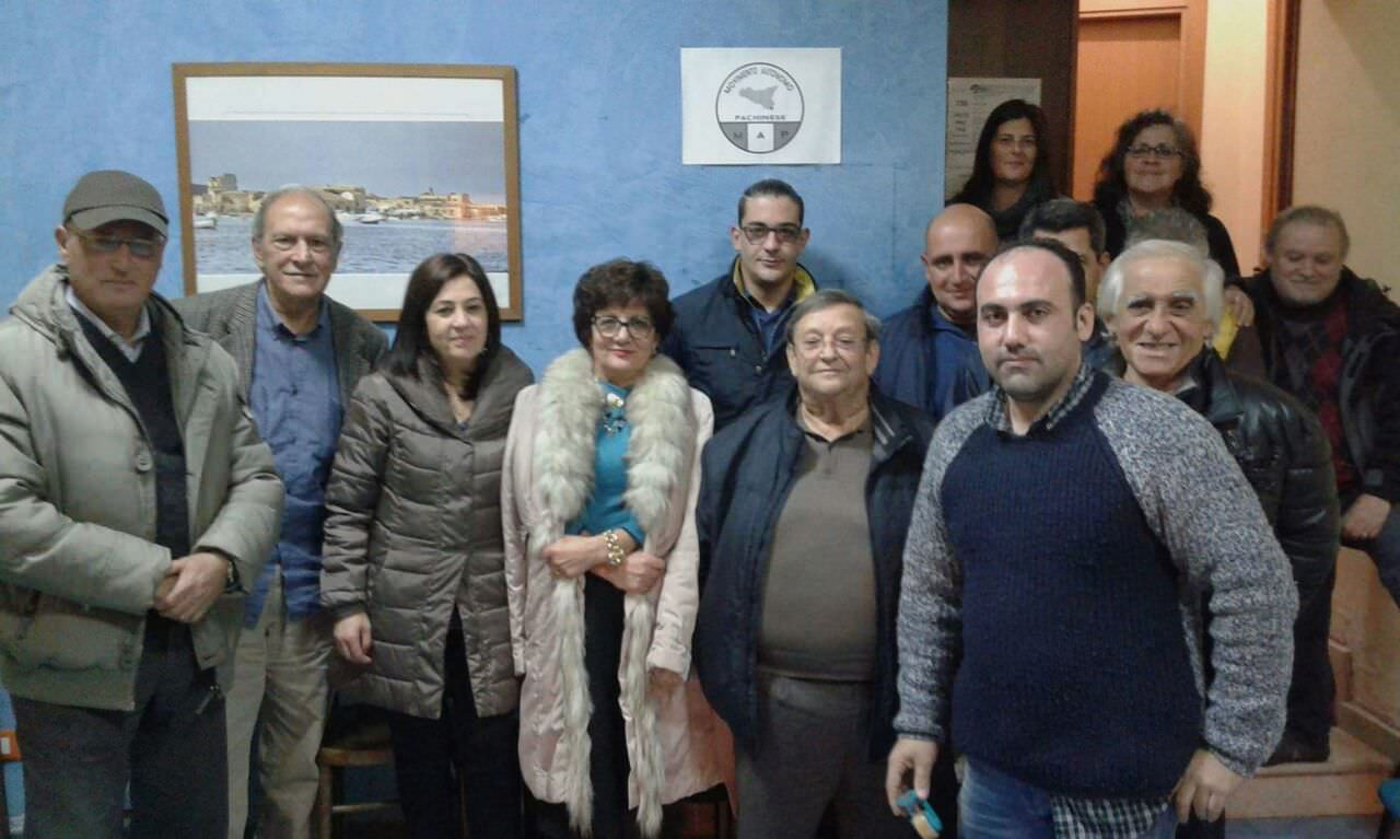 Bollette “salate” a Pachino: aumenta la spazzatura. I cittadini chiedono le dimissioni dell’assessore Nicastro Bollette “salate” a Pachino: aumenta la spazzatura. I cittadini chiedono le dimissioni dell’assessore Nicastro