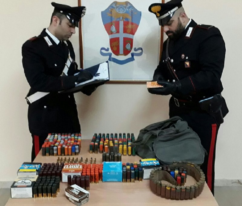Messina, più di 400 cartucce trovate in un borsone