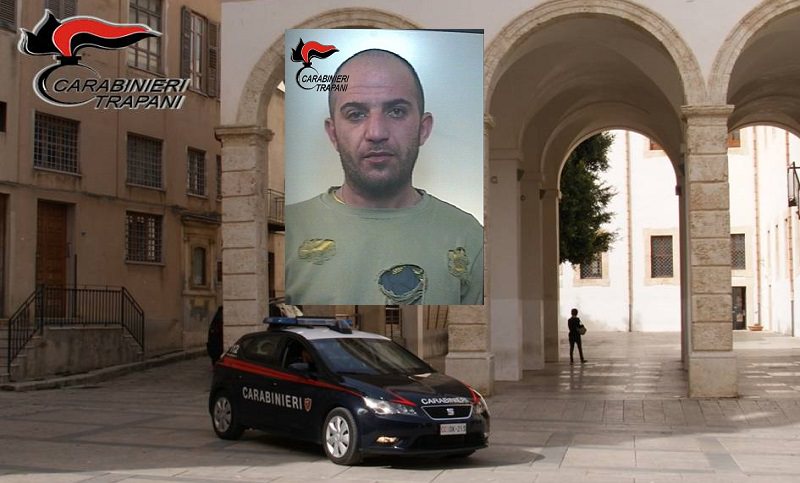 Cocaina e bilancini di precisione: in manette sorvegliato speciale