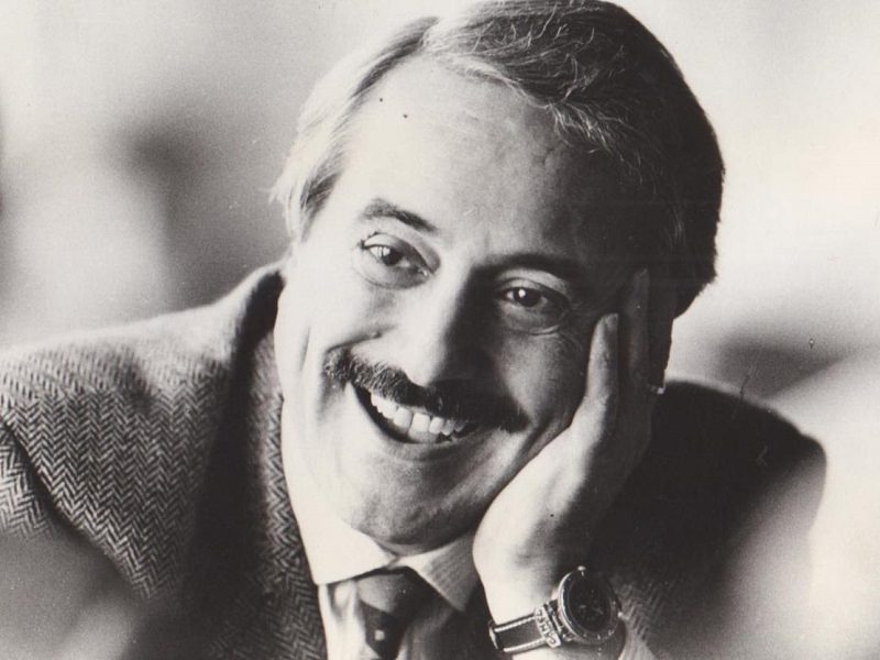 Sembra ancora ieri, 25 anni fa la strage di Capaci: il ricordo di Giovanni Falcone