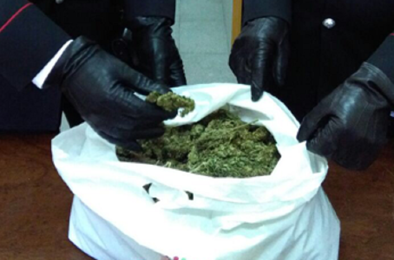 Riesi, bloccato con un Kg. di droga. Arrestato