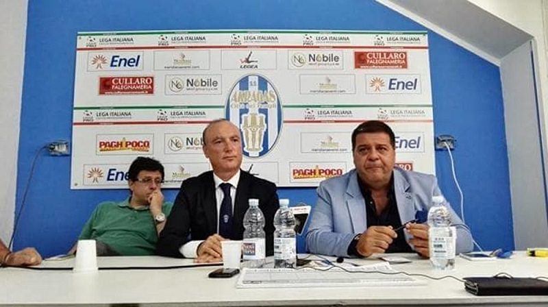 Akragas, Alessi e Giavarini: “Cediamo anche a costo zero. Servono soldi, altrimenti niente Serie C”