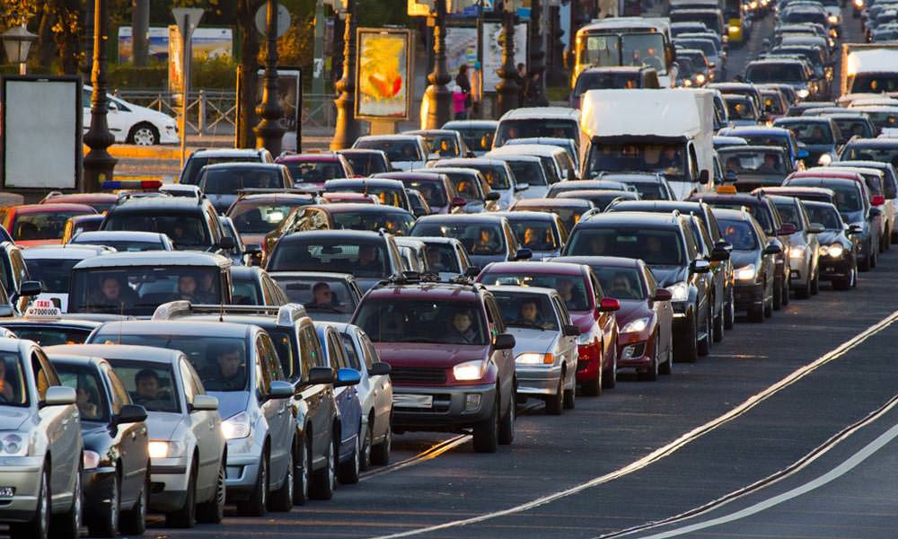 Il rumore del traffico è deleterio per chi “soffre di cuore”: uno studio ne dimostra la pericolosità