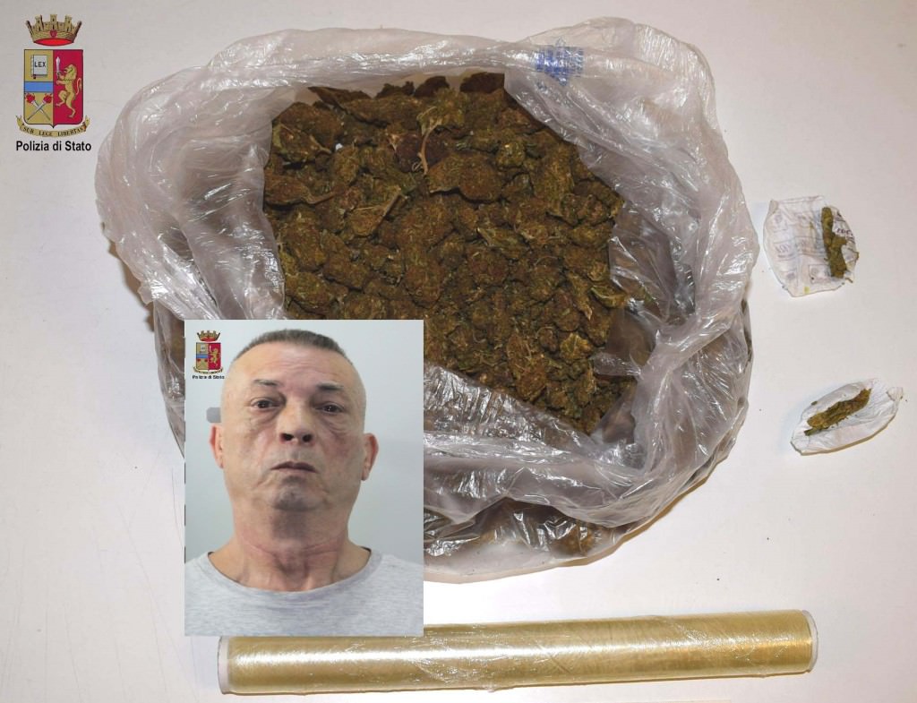 Droga sulla pedana dello scooter, fermato 63enne