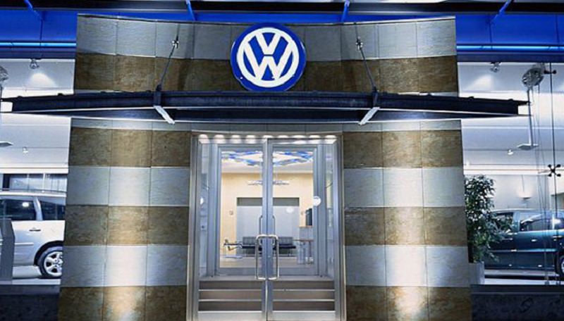 Volkswagen: richiamati in officina 400 mila veicoli per problemi ai freni