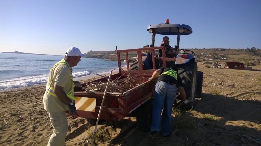 Pulizia delle spiagge, partono i lavori da Marzamemi, destinati 34mila euro di interventi