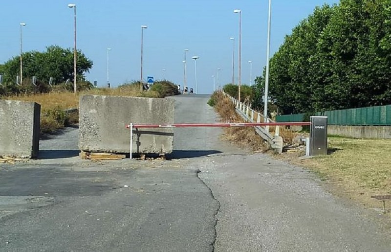 Strada ex Asi chiusa al traffico su ordinanza Irsap per motivi di sicurezza