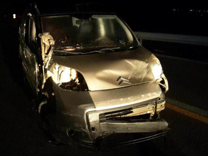 Perde il controllo e si schianta contro il guardrail: muore uomo sulla A29