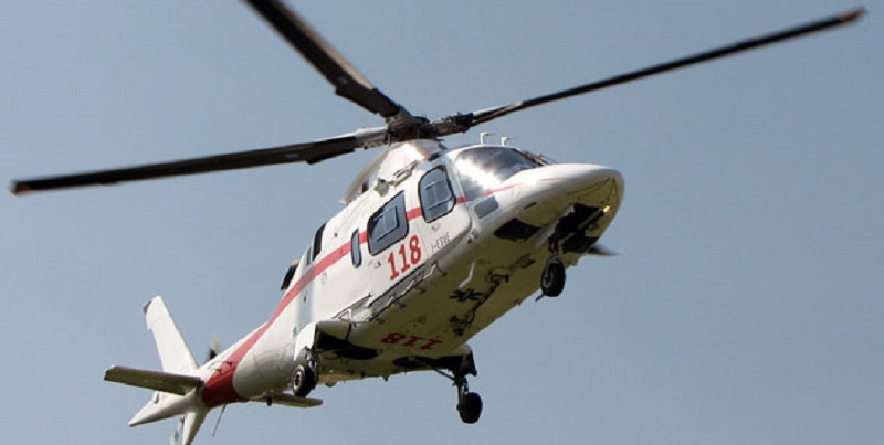 Precipita da un terrazzamento e fa “volo” di 3 metri: grave 72enne, traferito in ospedale in elisoccorso
