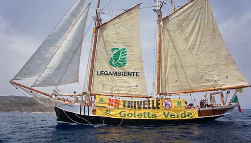 La Goletta Verde arriva in Sicilia: tappe a Palermo e a Capo d’Orlando