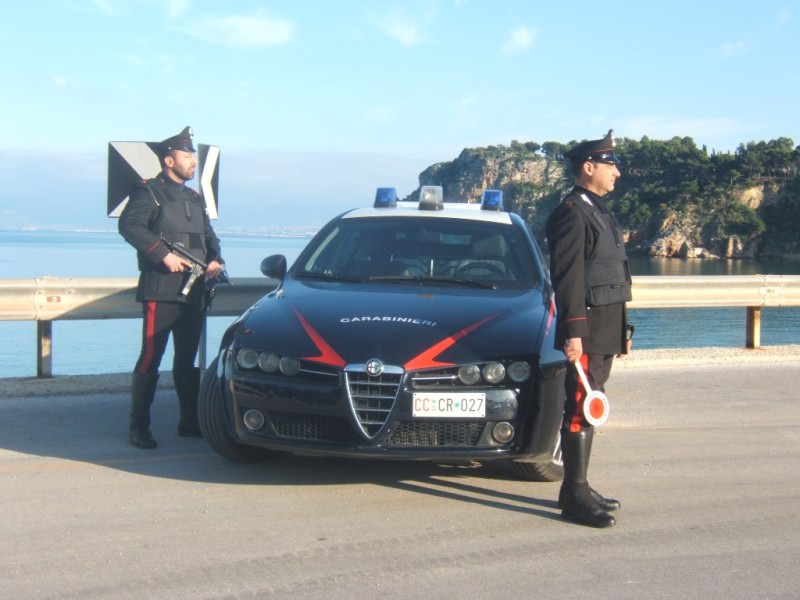 “L’incubo degli anziani” finisce in manette: arrestato scippatore 16enne
