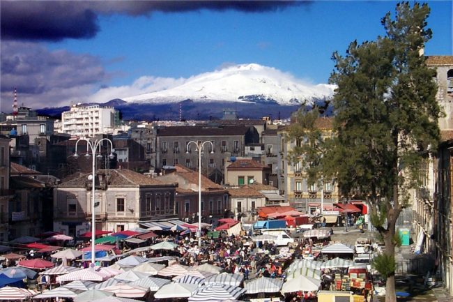 Catania, quando riaprono regolarmente “Pescheria” e “Fiera”? Assessore Balsamo: “Lavoro nel rispetto dei decreti”
