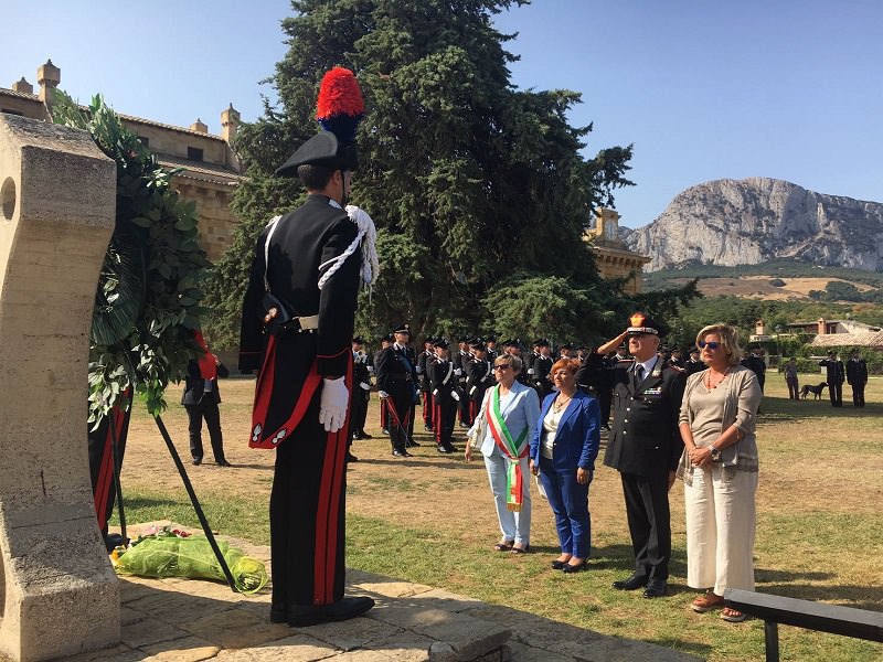 40 anni fa venivano uccisi il col. Russo e il prof. Costa: deposta corona d’alloro