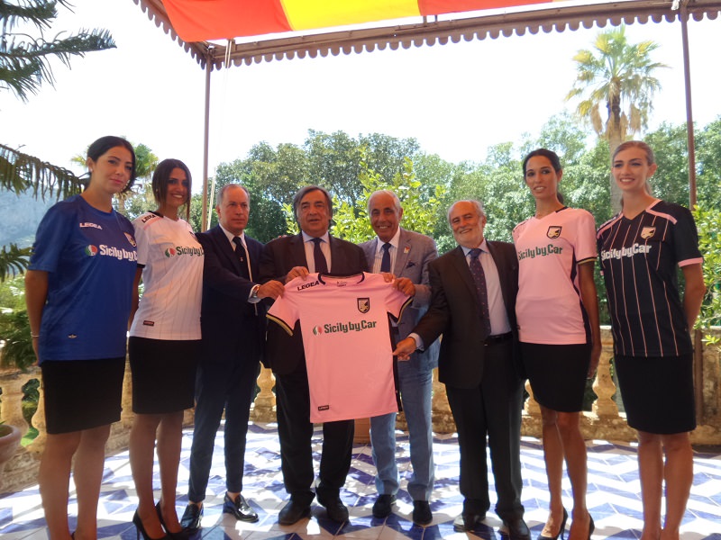 Presentati nuovo sponsor e nuove magliette del Palermo