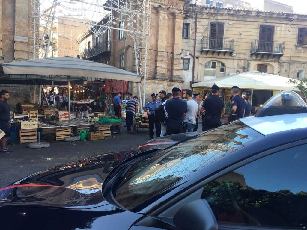 Omicidio a Palermo: la vittima è un fruttivendolo di 30 anni, fermato il presunto killer