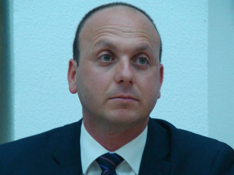 Appiccato il fuoco nell’azienda agricola del sindaco, danni per circa 2mila euro Appiccato il fuoco nell’azienda agricola del sindaco, danni per circa 2mila euro