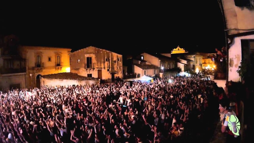 Misure di sicurezza a Scicli: barriere antisfondamento al Taranta Sicily Fest
