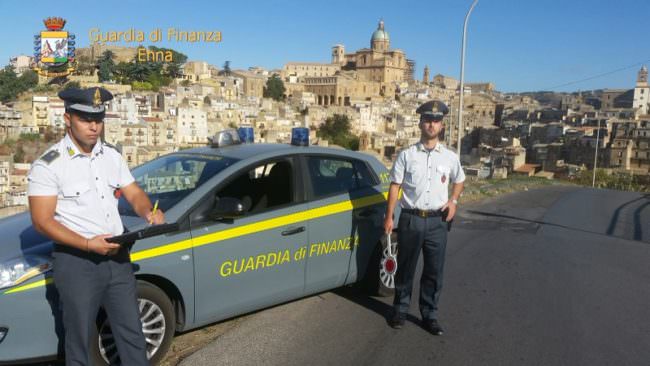 Scoperti B&B abusivi a Piazza Armerina: guadagni in nero fino a 100 mila euro