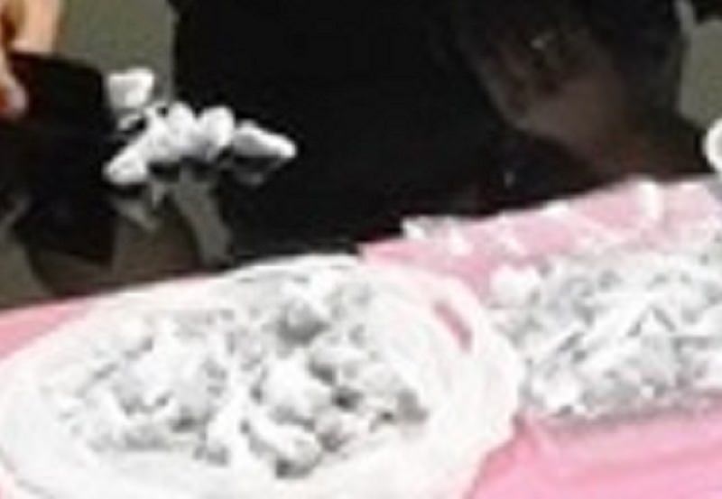 Comiso, arrestato giovane pusher “in servizio” tra scuola e casa