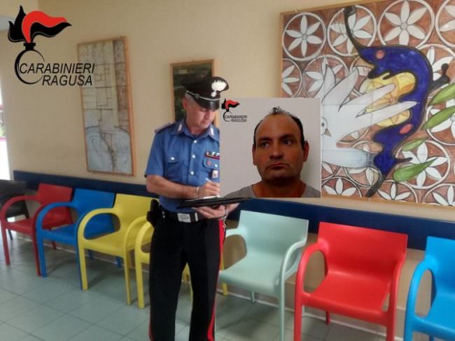 Ruba sedie e tavoli dal reparto di oncologia dell’ospedale: arrestato 44enne
