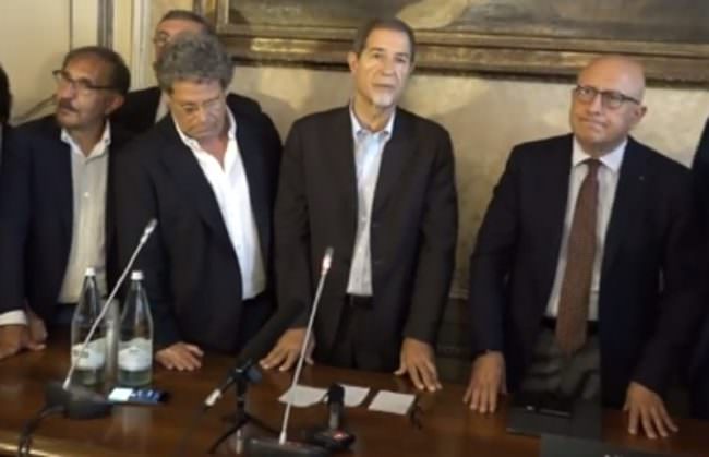 Tutti uniti a favore del pizzo. Musumeci ringrazia.