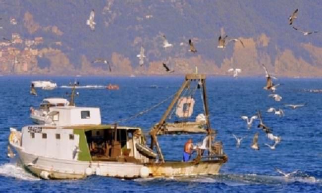 Liberi i 18 pescatori sequestrati in Libia: Conte e Di Maio in viaggio verso Bengasi