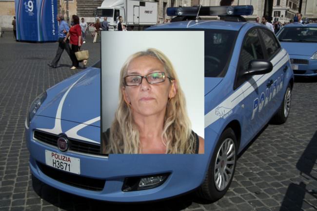 Sputi e lancio di bottiglie contro i condomini: li aveva costretti a cambiare le loro abitudini
