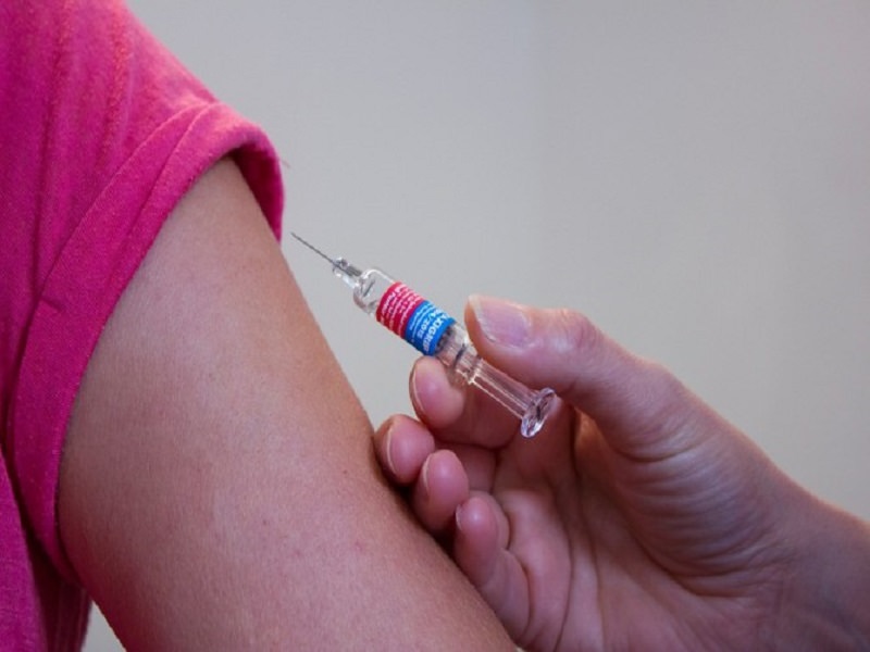 Covid, i medici di famiglia siciliani: “Si è trasformato in una malattia pediatrica, necessario vaccinare i bambini”