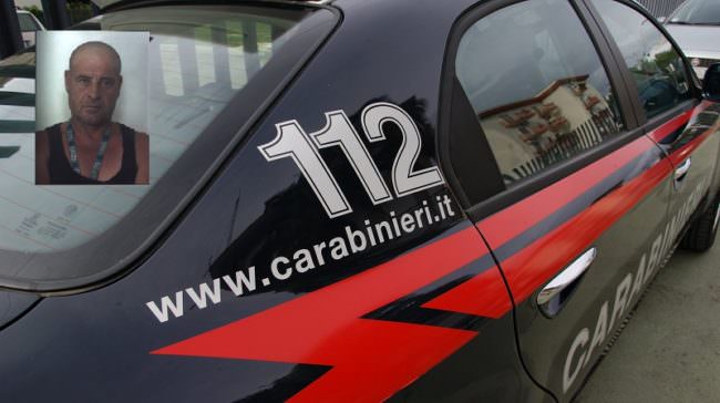 Ristretto ai domiciliari, beccato dai carabinieri in giro per la città