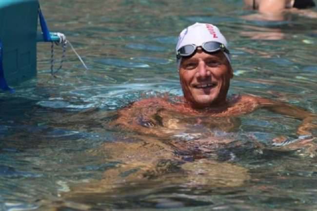 Mandanici stabilisce un nuovo record nella Vulcano-Capo Milazzo: è una grande impresa
