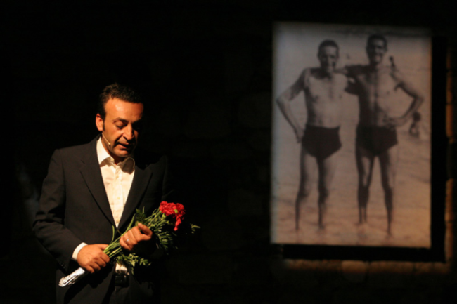 Torna al teatro Ditirammu “Le mille bolle blu”, spettacolo dedicato a Vito Parrinello