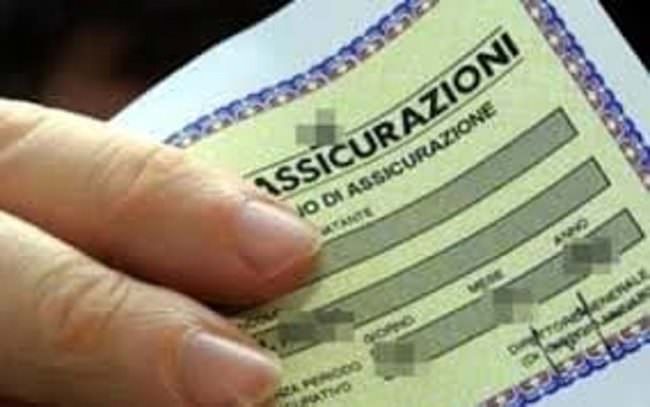 Assicurazione moto sospendibile, scopriamo come funziona
