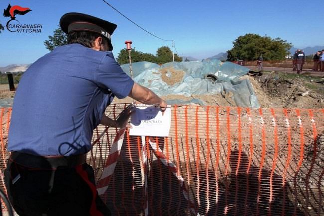Discariche abusive e smaltimento illecito di rifiuti: sequestrati oltre 3mila mq