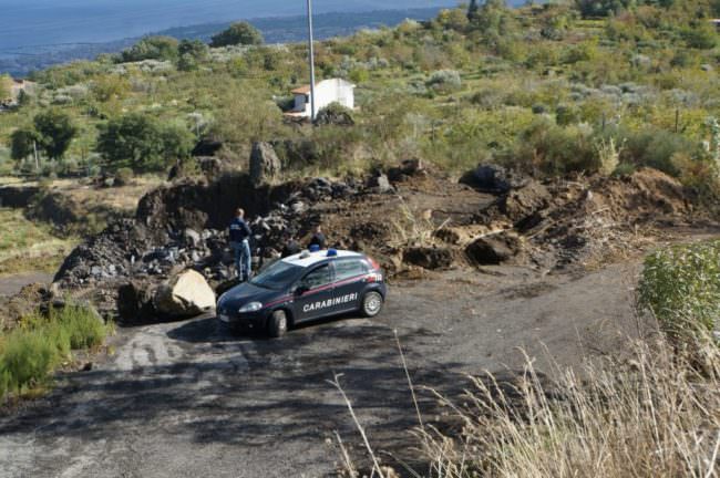 Scoperta cava abusiva nel catanese: sequestrata area di 500 metri quadri