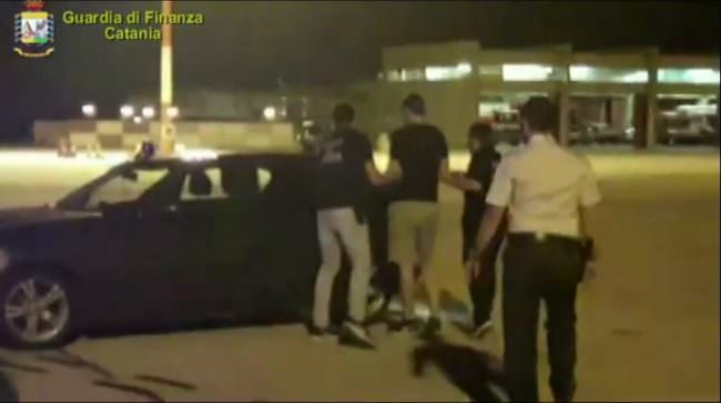 Dirty oil: arrestato Darren Debono, il “compare” che organizzava il traffico illecito del greggio – VIDEO