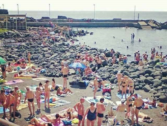 Catanesi al mare per… l’ultimo bagno: da venerdì arrivano temporali e nubifragi