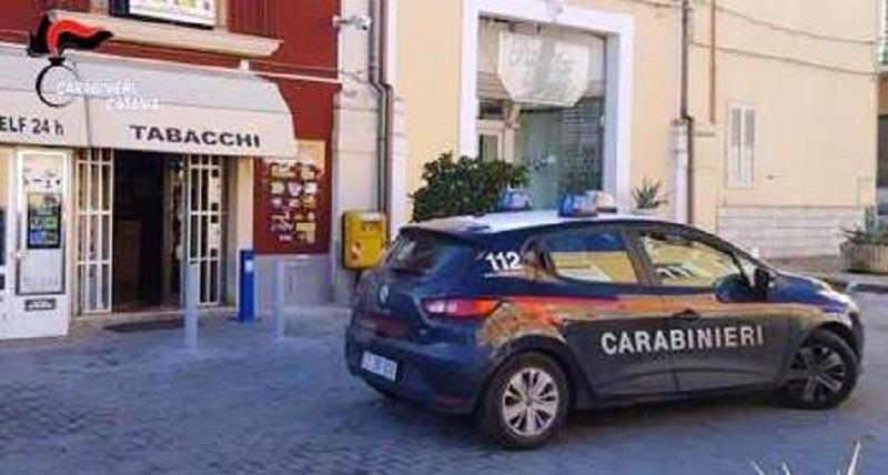 “Vado a prendere il portafoglio in macchina”, ricariche postepay fino a 200 euro mai pagate