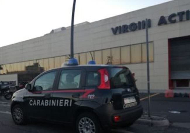 Tragedia alla Virgin Active: Alexander nuotava accanto alla fidanzata. I dettagli