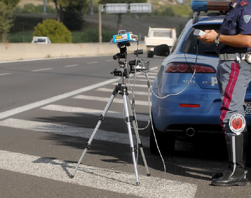 Autovelox, per la Cassazione il verbale è nullo se non sono indicate le motivazioni della mancata contestazione