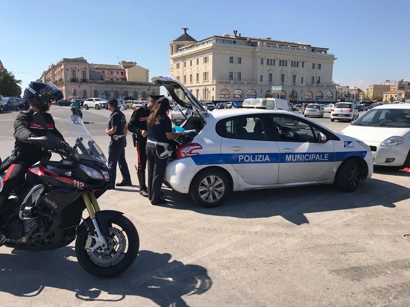 Catania nel mirino dei controlli e dei sequestri: dai venditori ambulanti all’illegalità diffusa – I DETTAGLI