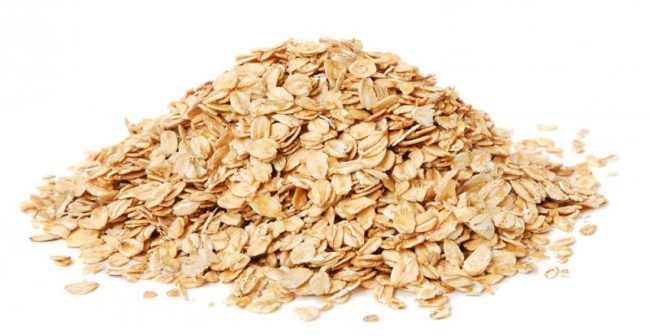 “Fiocchi d’avena” ritirati dalla Coop: contengono larve di insetto