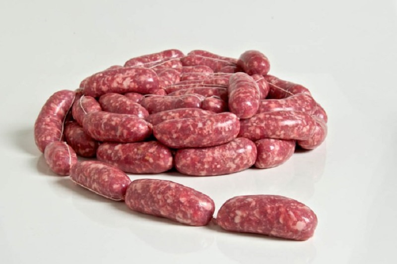 Salmonella nella salsiccia fresca in filze: allarme del ministero della Salute