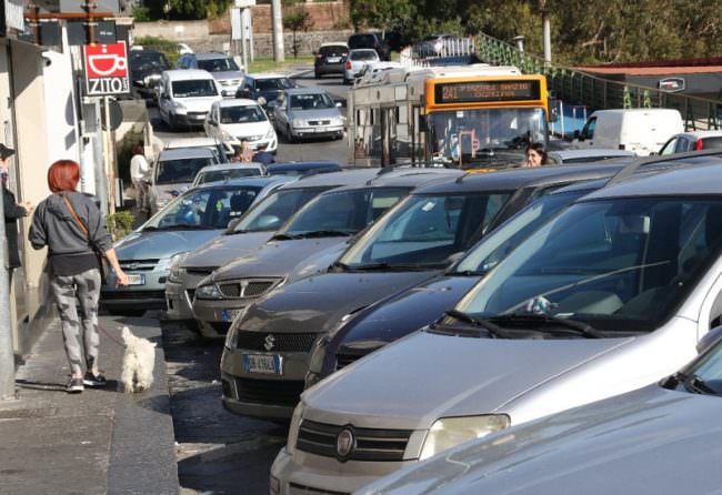 Catania, festività e traffico: le zone più “calde” e i consigli dei Vigili Urbani per “evitare” la confusione