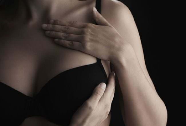 Tocca il seno ad alunna di 14 anni: arrestato collaboratore scolastico