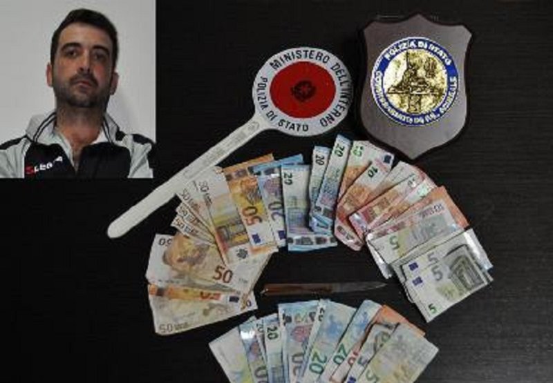 Rapina un supermercato a Capomulini, non contento del bottino assalta una farmacia: 28enne in manette