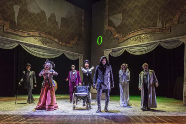 Dostoevskij al Teatro Stabile, azzardo e frenesia vestono i panni de “Il Giocatore”